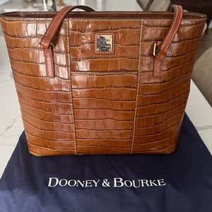 Dooney & Bourke Large crocodile print leather Tote Briefcase Shoulder bag